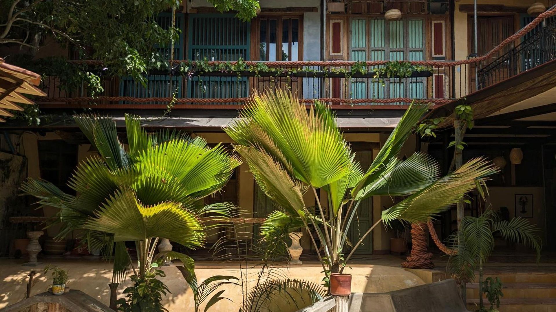 Casa Del Tunel In Getsemani