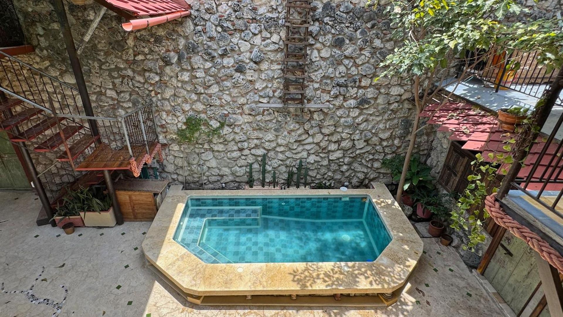 Casa Del Tunel In Getsemani Pensión 3*