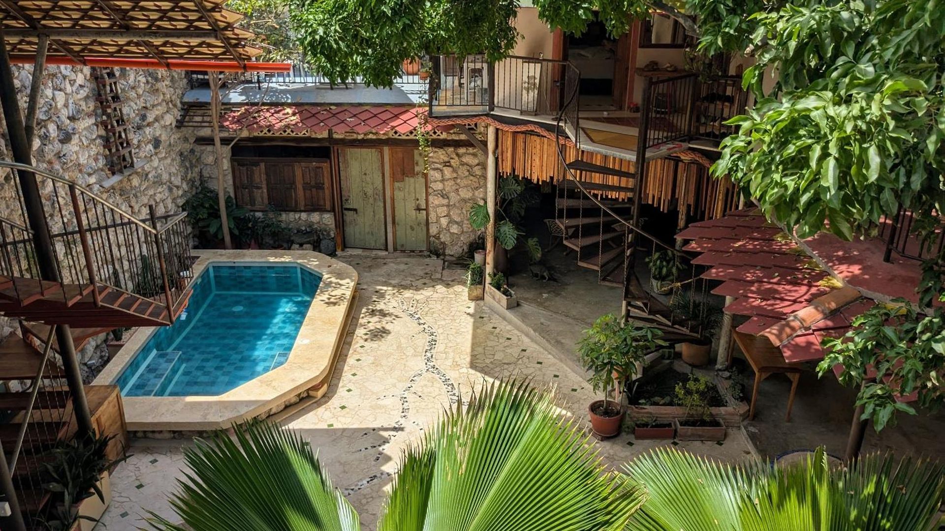 Casa Del Tunel In Getsemani Pensión 3*