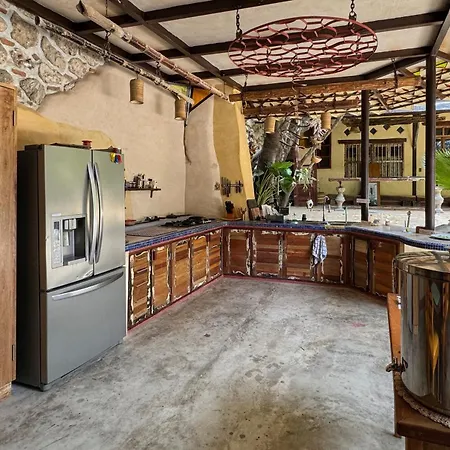 Guest house Casa Del Tunel In Getsemani 3*