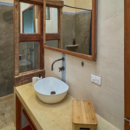 Casa Del Tunel In Getsemani Guest house 3*