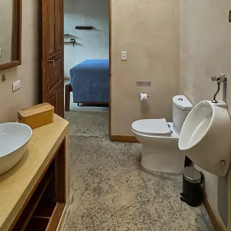 Casa Del Tunel In Getsemani Cartagena