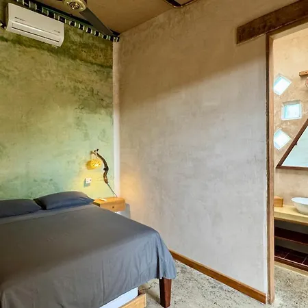 Casa Del Tunel In Getsemani Guest house