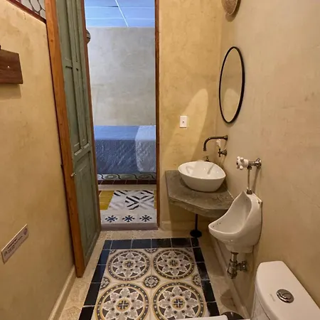 Casa Del Tunel In Getsemani