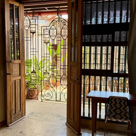 Pensión Casa Del Tunel In Getsemani 3*