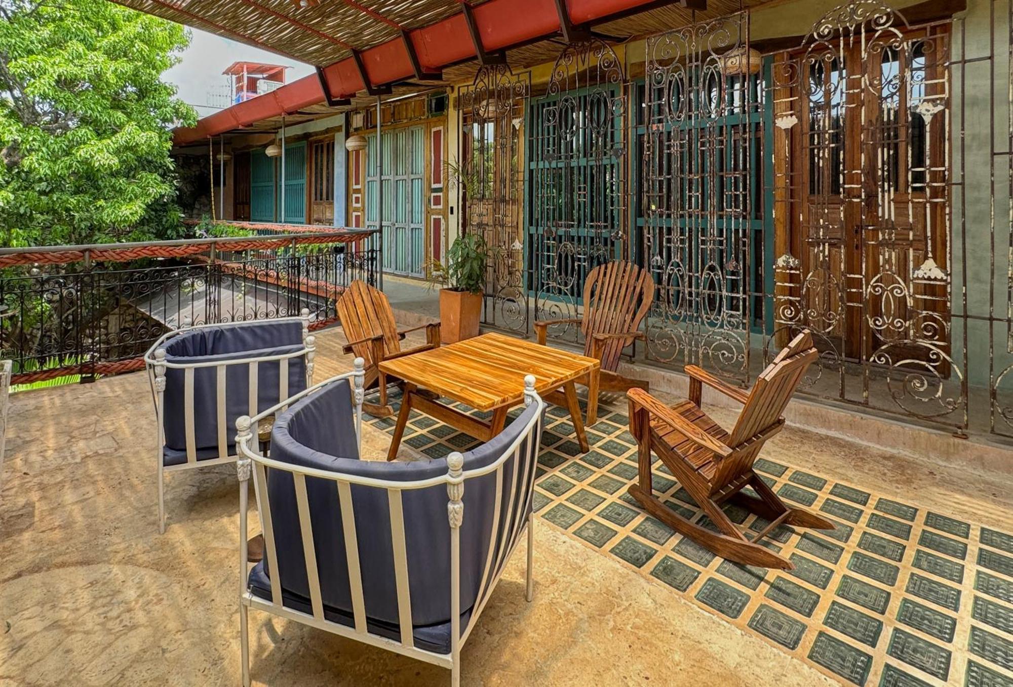 Casa Del Tunel In Getsemani Pensión 3*