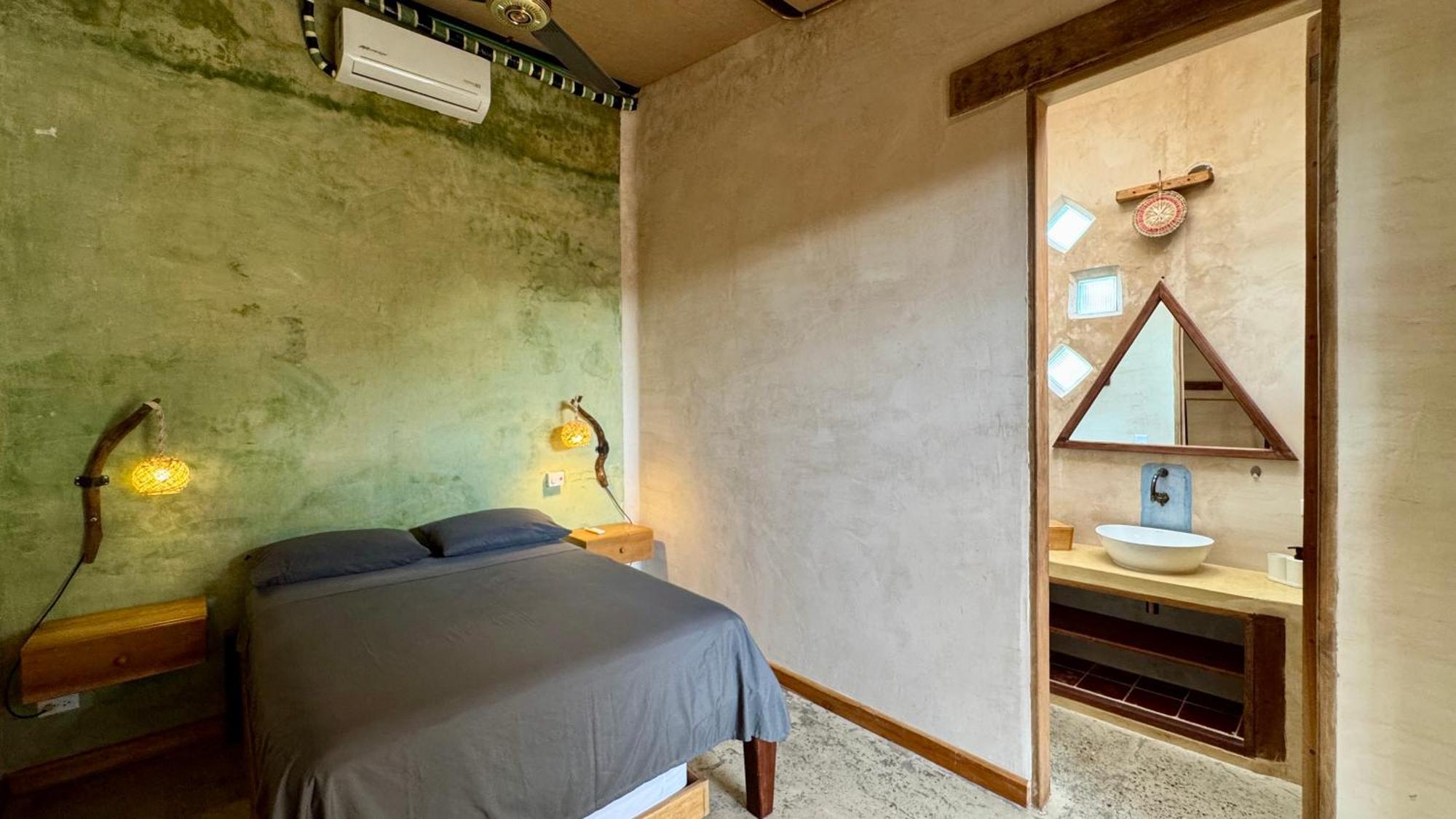 Casa Del Tunel In Getsemani Guest house